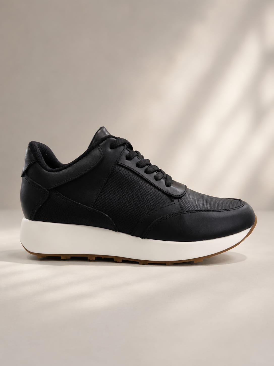F9 CUERO NEGRO